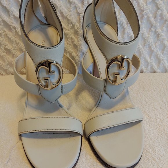 GUCCI Interlocking GG Gladiator Sandal Heels - Picture 5 of 16